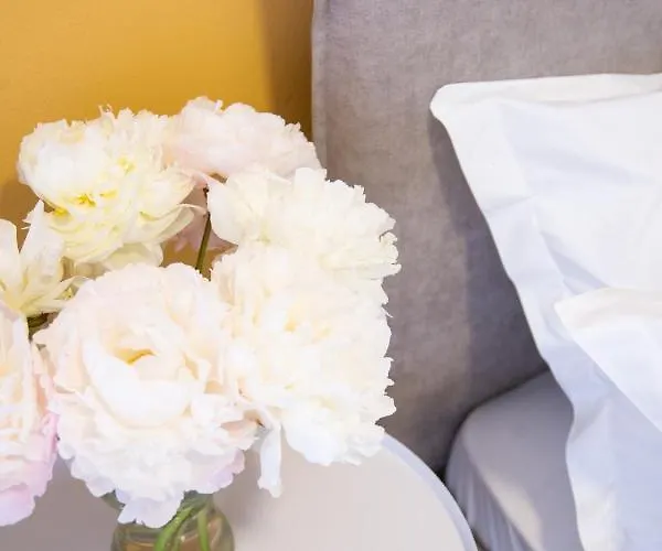 Lulu - Sunflower Apartman