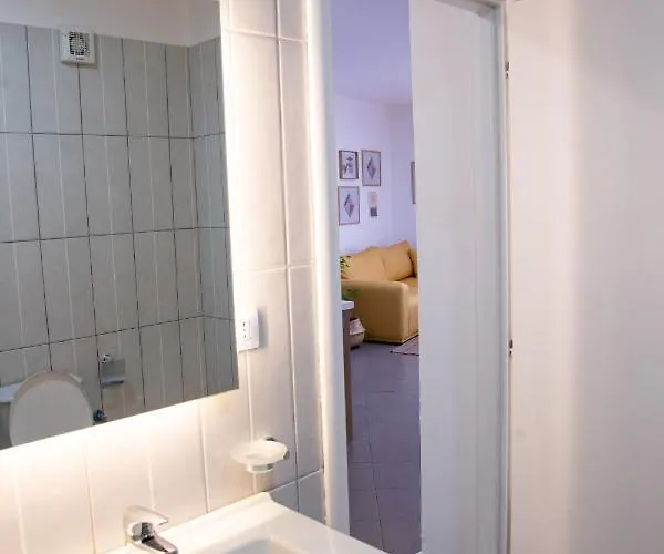 Lulu - Sunflower Apartament *